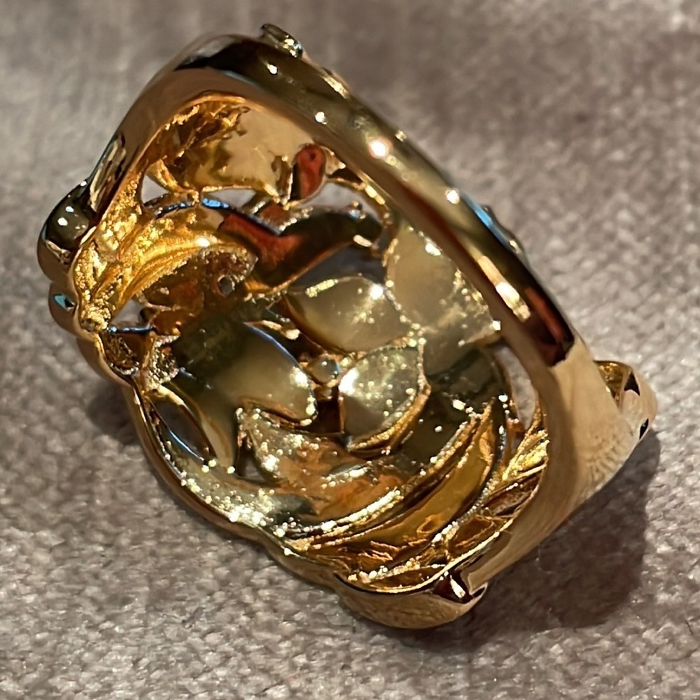 Gold Flower & Butterfly Ring New! Size 9 Diamond Chip - Picture 4 of 9